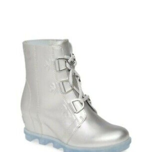 Sorel X Disney Girl's Silver Leather Lace Wedge Winter Ankle Bootie Size 1 - Picture 1 of 6